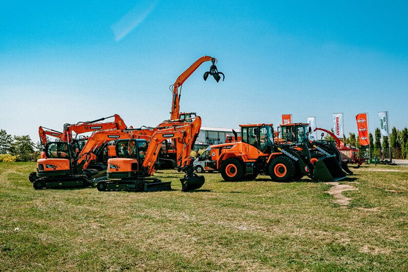 DOOSAN MACHINES AT GARNEA OPEN DAYS